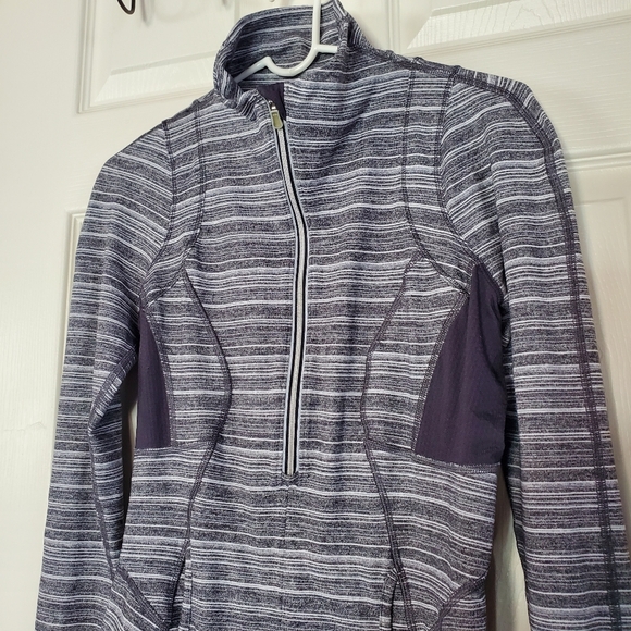 Lululemon Rulu Pace Setter Half Zip Pullover Stripe Grey Slate Size 4 Thumb-hole - Picture 2 of 15